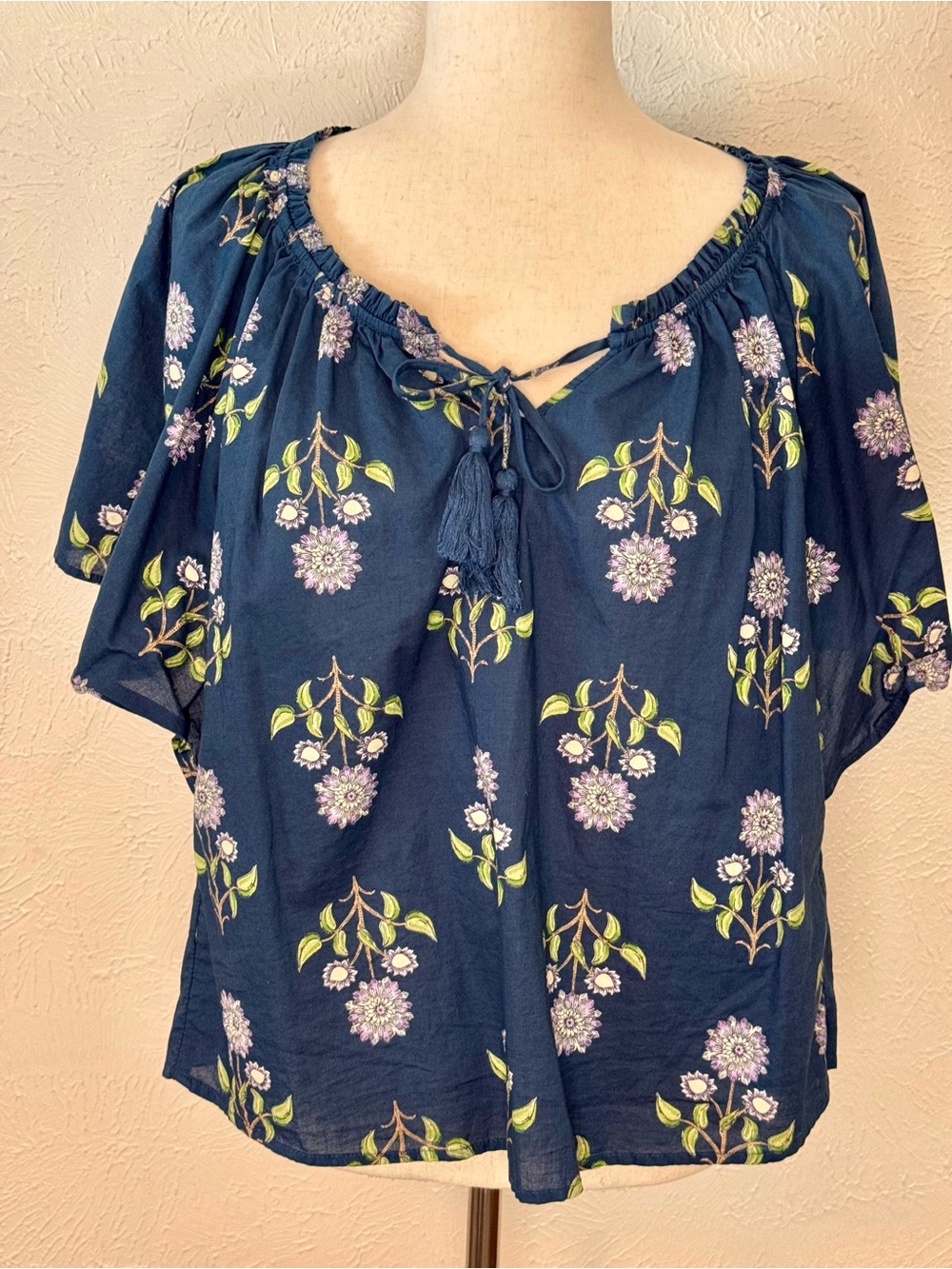 Old Navy Navy Blue Floral Tie-Neck Peasant Blouse L